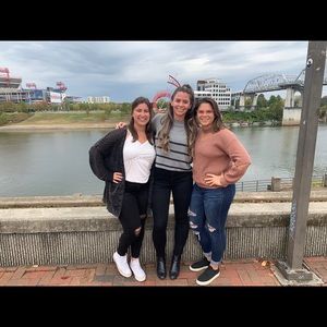 Meet your Posher, Taylor